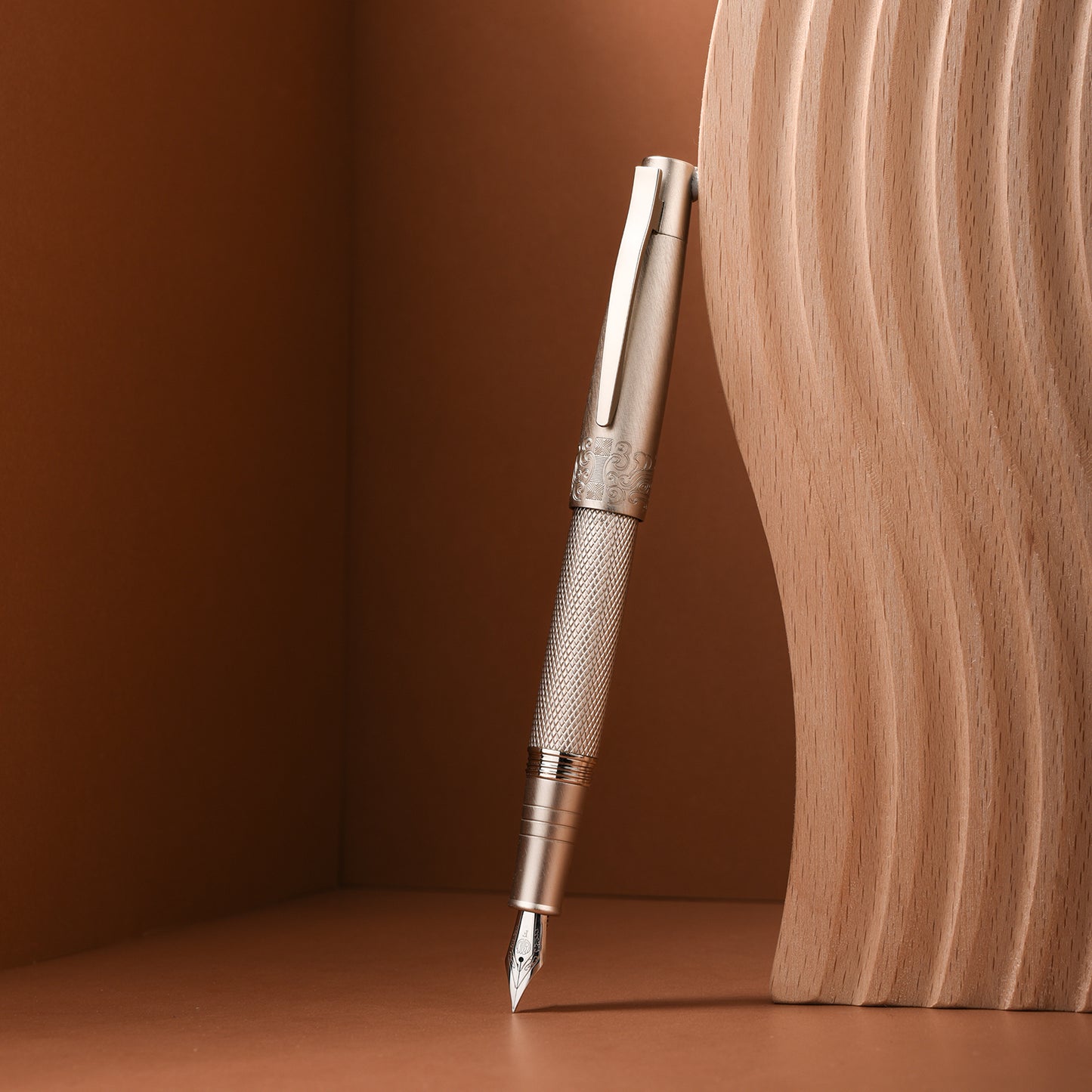 fountain pen, writing with a fountain pen, refillable fountain pens, pen with ink, pen store, nib pen, ink pen, fountain pens for sale, fountain pen shop, calligraphy, best pens
