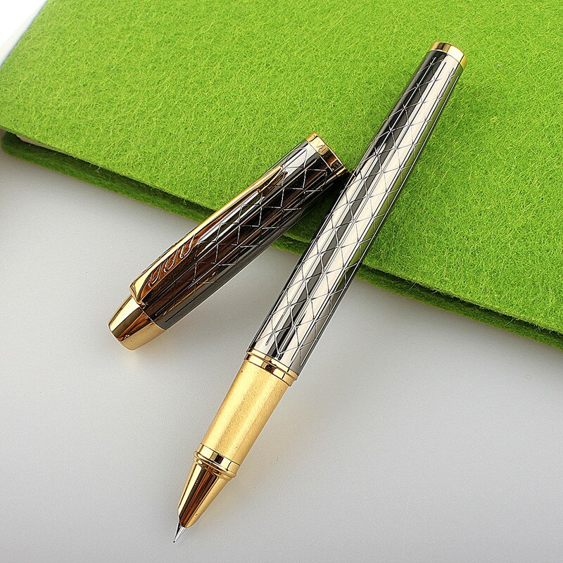 fountain pen, writing with a fountain pen, refillable fountain pens, pen with ink, pen store, nib pen, ink pen, fountain pens for sale, fountain pen shop, calligraphy, best pens