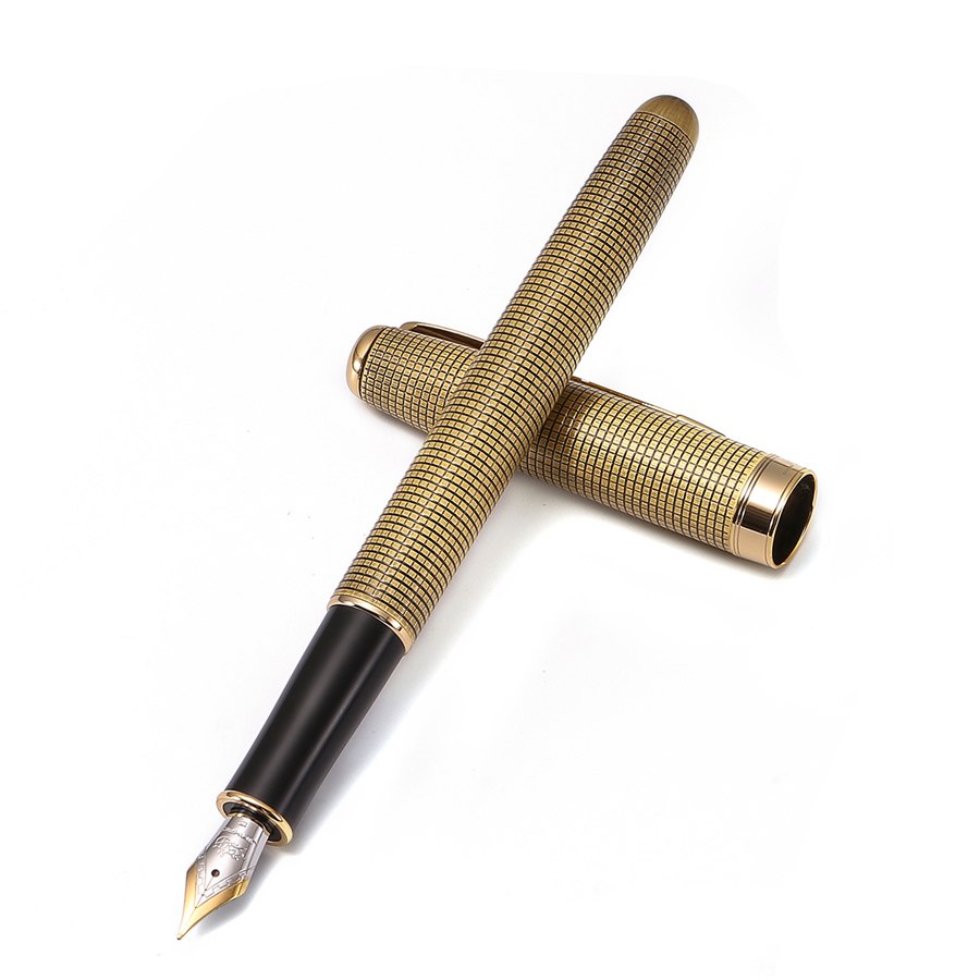 fountain pen, writing with a fountain pen, refillable fountain pens, pen with ink, pen store, nib pen, ink pen, fountain pens for sale, fountain pen shop, calligraphy, best pens