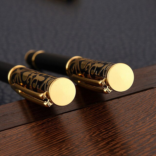 fountain pen, writing with a fountain pen, refillable fountain pens, pen with ink, pen store, nib pen, ink pen, fountain pens for sale, fountain pen shop, calligraphy, best pens
