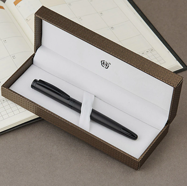 fountain pen, writing with a fountain pen, refillable fountain pens, pen with ink, pen store, nib pen, ink pen, fountain pens for sale, fountain pen shop, calligraphy, best pens