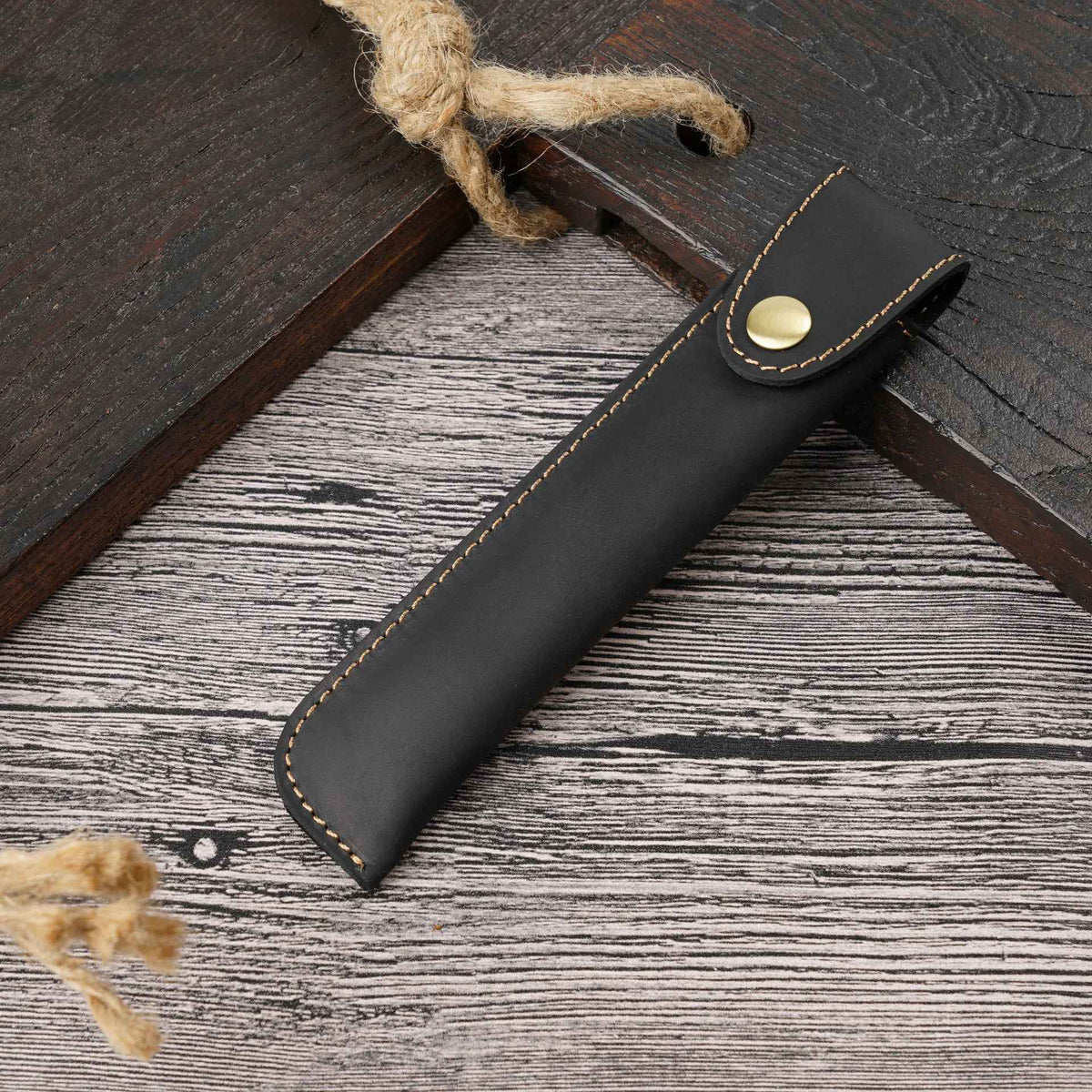 Leather Single Fountain Pen Case With Snap Closure