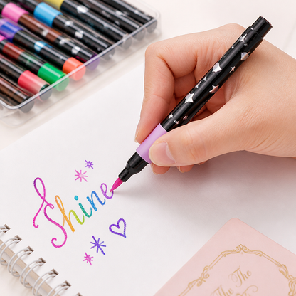 Metallic Brush Pens With Two-Tone Outline Effect