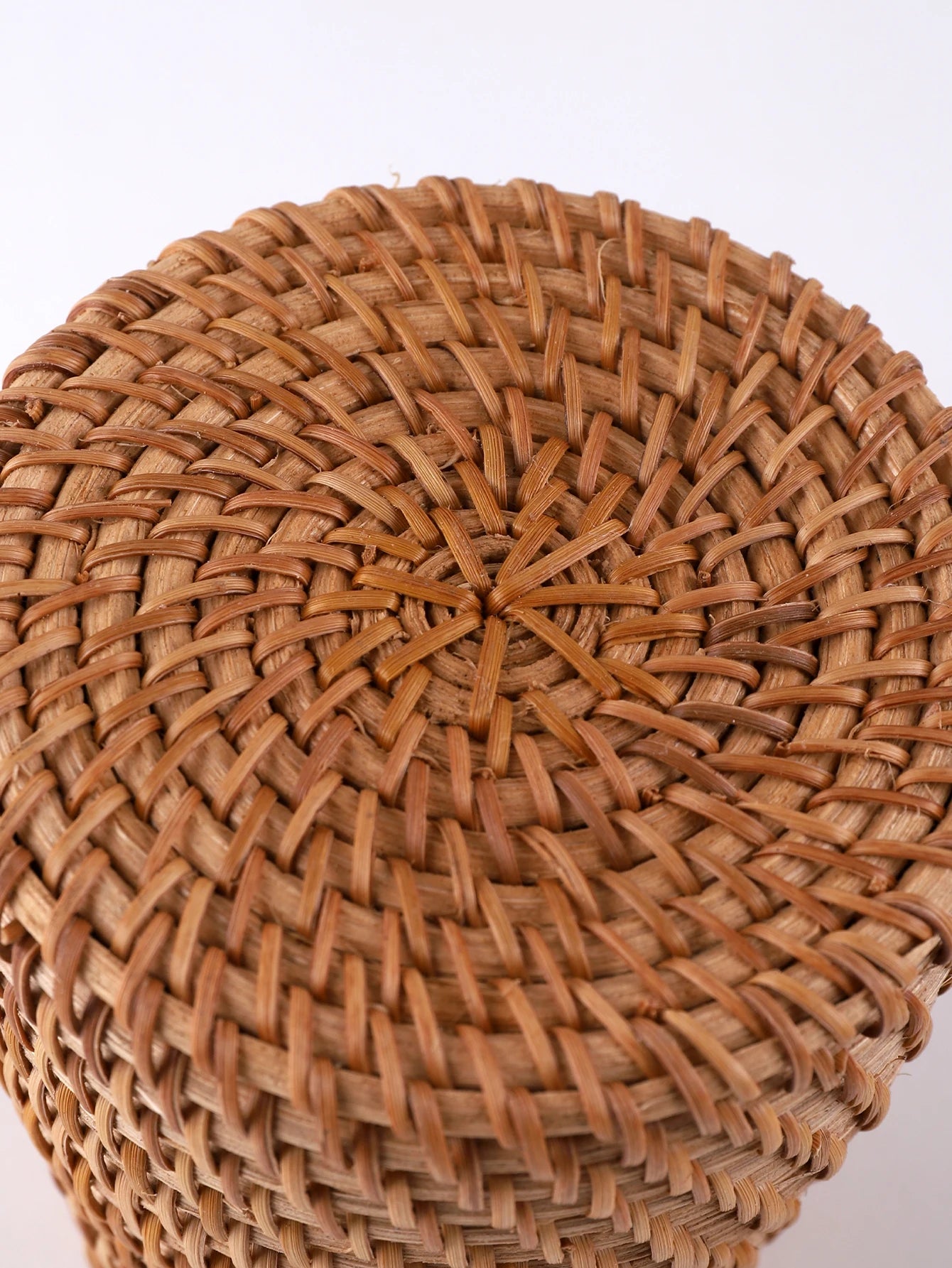 Pen Holder Rattan Weave Round Bottom