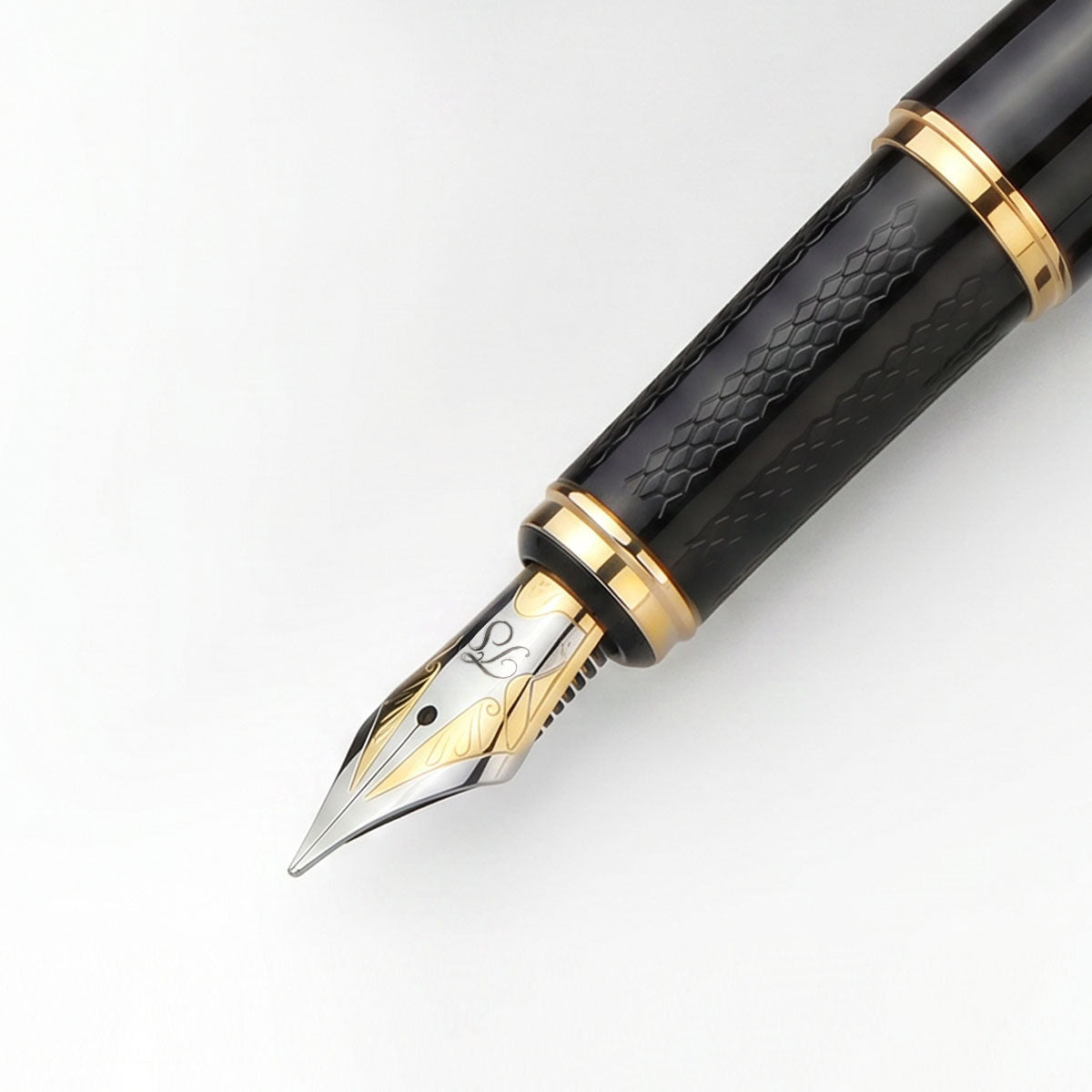 Nebula Hero Fountain Pen