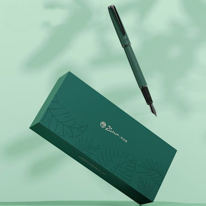 fountain pen, writing with a fountain pen, refillable fountain pens, pen with ink, pen store, nib pen, ink pen, fountain pens for sale, fountain pen shop, calligraphy, best pens