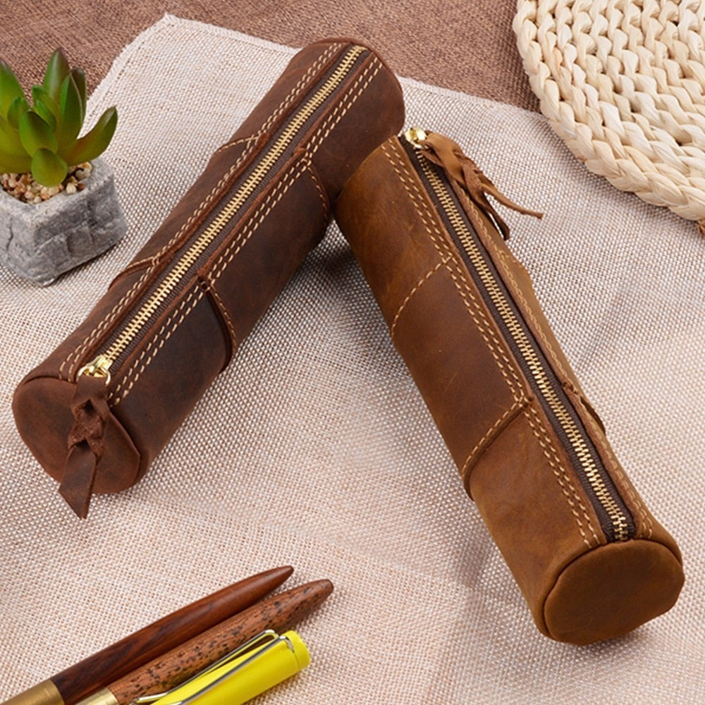 fountain pen, writing with a fountain pen, refillable fountain pens, pen with ink, pen store, nib pen, ink pen, fountain pens for sale, fountain pen shop, calligraphy, best pens