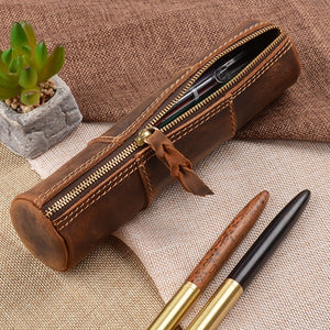 fountain pen, writing with a fountain pen, refillable fountain pens, pen with ink, pen store, nib pen, ink pen, fountain pens for sale, fountain pen shop, calligraphy, best pens