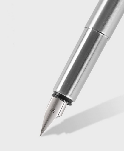 fountain pen, writing with a fountain pen, refillable fountain pens, pen with ink, pen store, nib pen, ink pen, fountain pens for sale, fountain pen shop, calligraphy, best pens