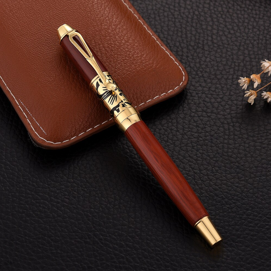fountain pen, writing with a fountain pen, refillable fountain pens, pen with ink, pen store, nib pen, ink pen, fountain pens for sale, fountain pen shop, calligraphy, best pens