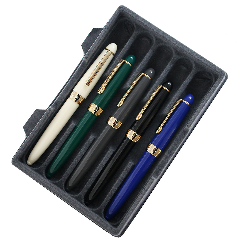 fountain pen, writing with a fountain pen, refillable fountain pens, pen with ink, pen store, nib pen, ink pen, fountain pens for sale, fountain pen shop, calligraphy, best pens