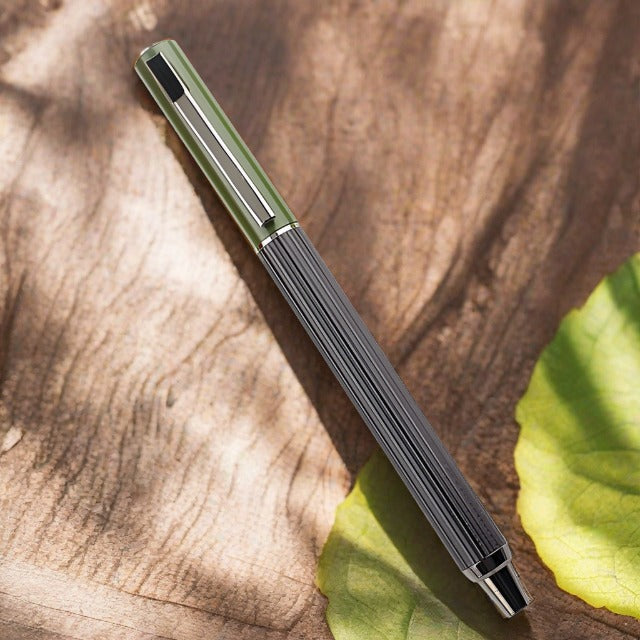 fountain pen, writing with a fountain pen, refillable fountain pens, pen with ink, pen store, nib pen, ink pen, fountain pens for sale, fountain pen shop, calligraphy, best pens