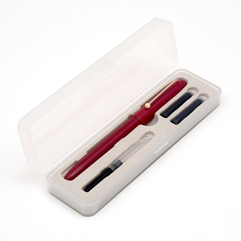 fountain pen, writing with a fountain pen, refillable fountain pens, pen with ink, pen store, nib pen, ink pen, fountain pens for sale, fountain pen shop, calligraphy, best pens