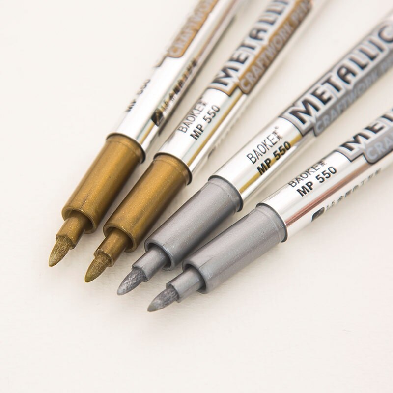 https://www.tooshinyforya.com/cdn/shop/products/Baoke-Metal-Colored-Circuit-Marker-Pen-DIY-Photo-Album-Sakura-Metallic-Pens-On-Fabric-Glass-Drawing_e87d4644-6a63-4c6a-8bde-50508d496c28_2000x.jpg?v=1604166254