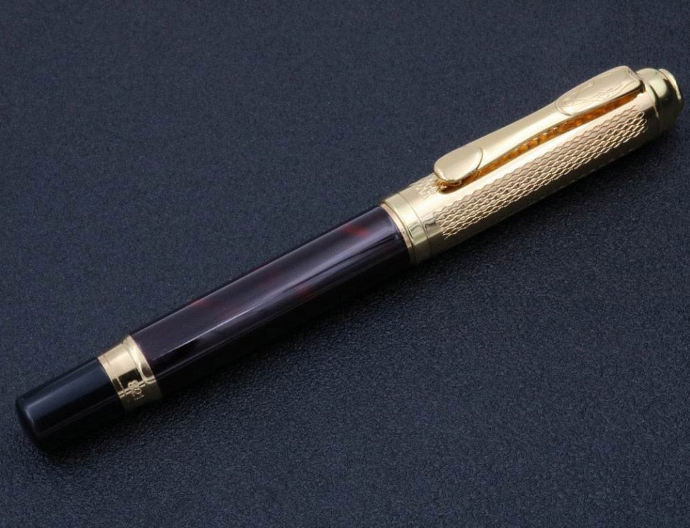 fountain pen, writing with a fountain pen, refillable fountain pens, pen with ink, pen store, nib pen, ink pen, fountain pens for sale, fountain pen shop, calligraphy, best pens