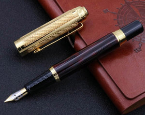fountain pen, writing with a fountain pen, refillable fountain pens, pen with ink, pen store, nib pen, ink pen, fountain pens for sale, fountain pen shop, calligraphy, best pens