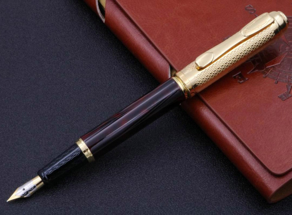 fountain pen, writing with a fountain pen, refillable fountain pens, pen with ink, pen store, nib pen, ink pen, fountain pens for sale, fountain pen shop, calligraphy, best pens