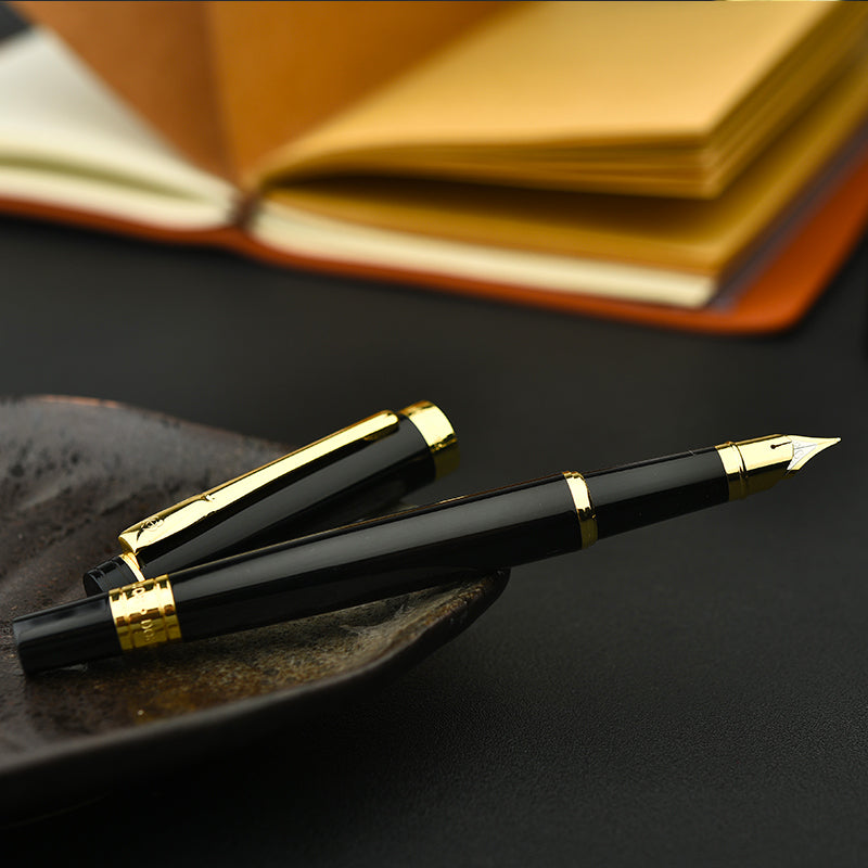 fountain pen, writing with a fountain pen, refillable fountain pens, pen with ink, pen store, nib pen, ink pen, fountain pens for sale, fountain pen shop, calligraphy, best pens