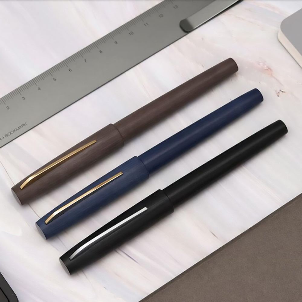 fountain pen, writing with a fountain pen, refillable fountain pens, pen with ink, pen store, nib pen, ink pen, fountain pens for sale, fountain pen shop, calligraphy, best pens
