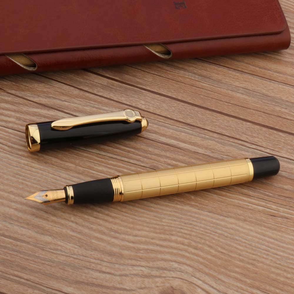 fountain pen, writing with a fountain pen, refillable fountain pens, pen with ink, pen store, nib pen, ink pen, fountain pens for sale, fountain pen shop, calligraphy, best pens