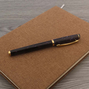 fountain pen, writing with a fountain pen, refillable fountain pens, pen with ink, pen store, nib pen, ink pen, fountain pens for sale, fountain pen shop, calligraphy, best pens