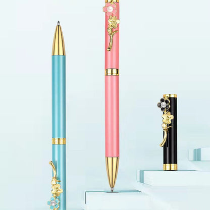 fountain pen, writing with a fountain pen, refillable fountain pens, pen with ink, pen store, nib pen, ink pen, fountain pens for sale, fountain pen shop, calligraphy, best pens