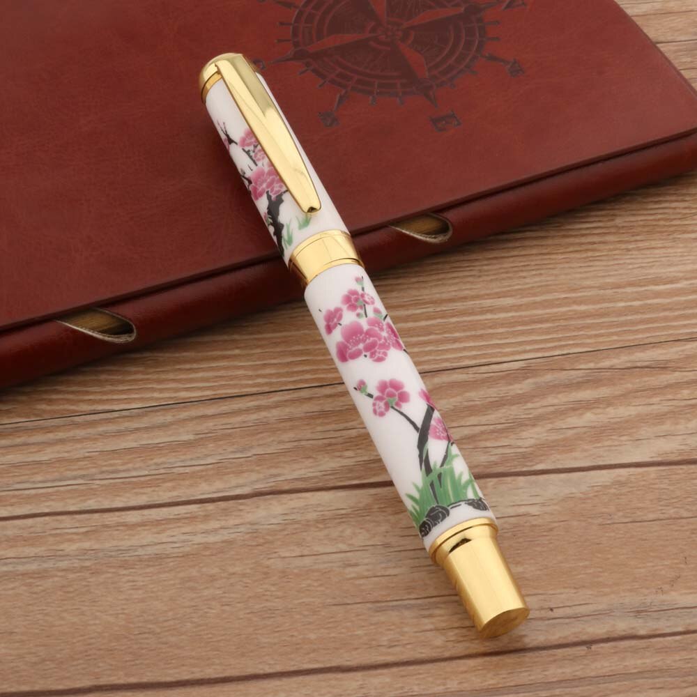 fountain pen, writing with a fountain pen, refillable fountain pens, pen with ink, pen store, nib pen, ink pen, fountain pens for sale, fountain pen shop, calligraphy, best pens