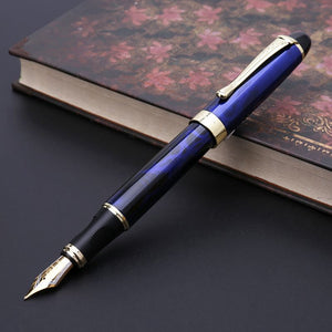 fountain pen, writing with a fountain pen, refillable fountain pens, pen with ink, pen store, nib pen, ink pen, fountain pens for sale, fountain pen shop, calligraphy, best pens