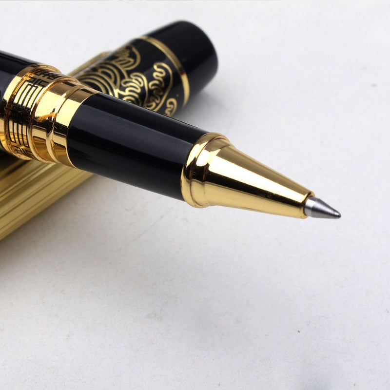 fountain pen, writing with a fountain pen, refillable fountain pens, pen with ink, pen store, nib pen, ink pen, fountain pens for sale, fountain pen shop, calligraphy, best pens