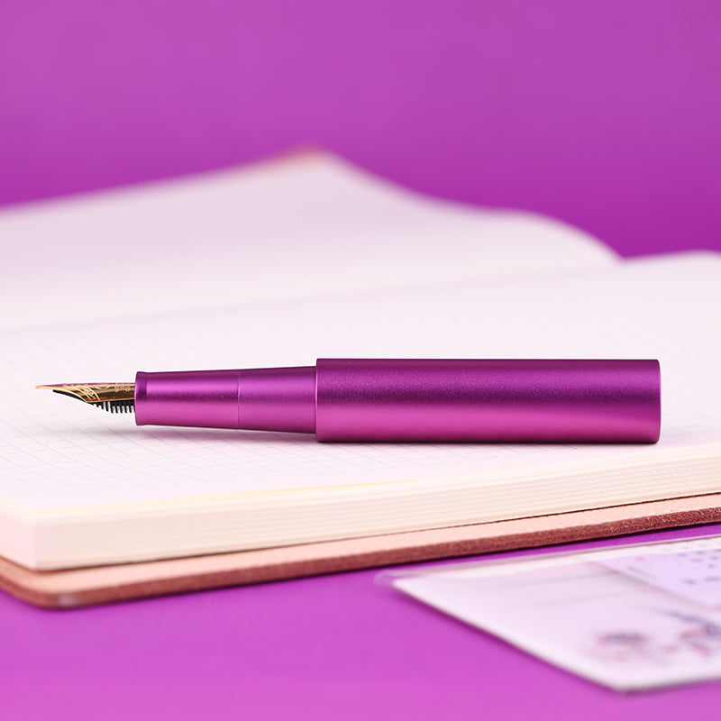 fountain pen, writing with a fountain pen, refillable fountain pens, pen with ink, pen store, nib pen, ink pen, fountain pens for sale, fountain pen shop, calligraphy, best pens