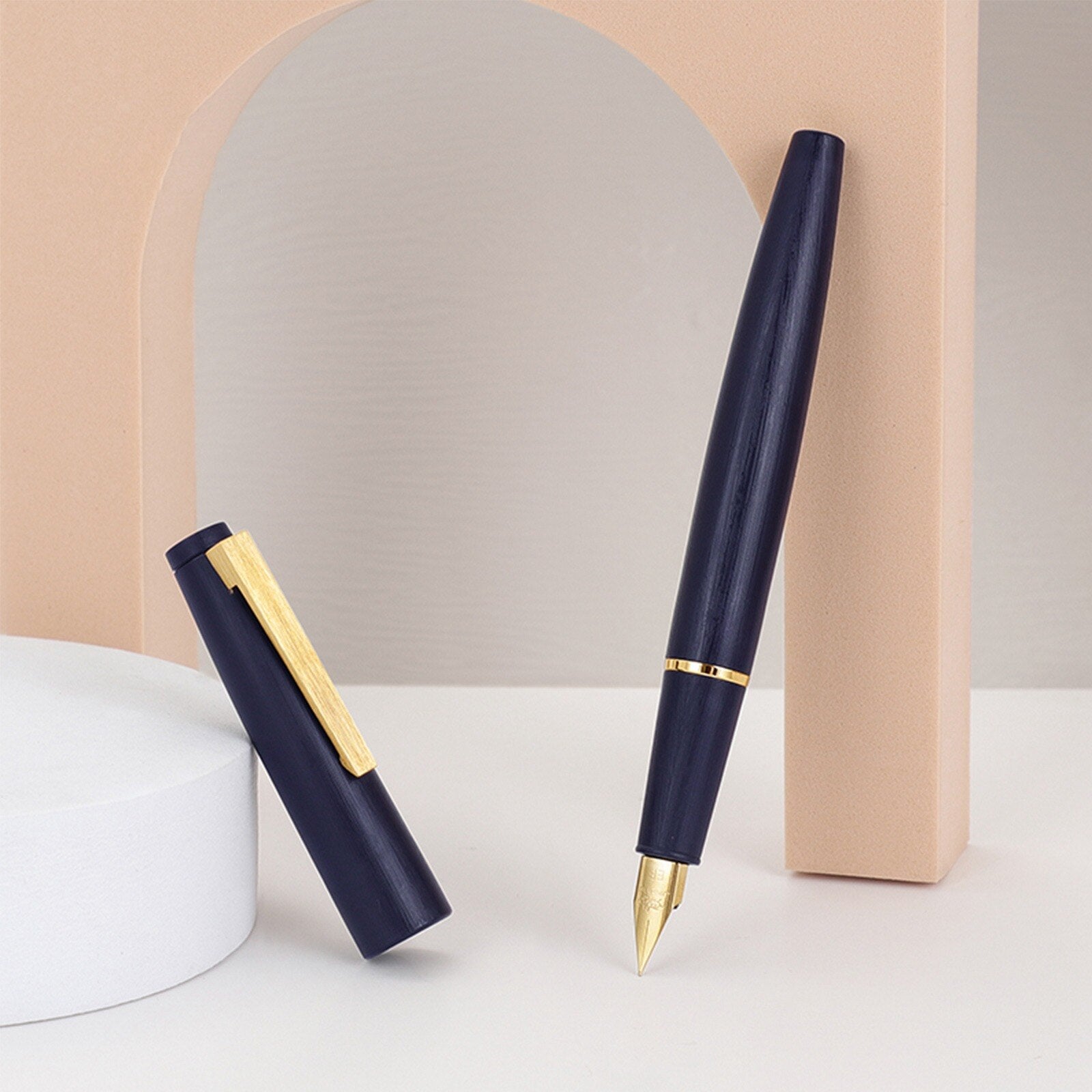 fountain pen, writing with a fountain pen, refillable fountain pens, pen with ink, pen store, nib pen, ink pen, fountain pens for sale, fountain pen shop, calligraphy, best pens