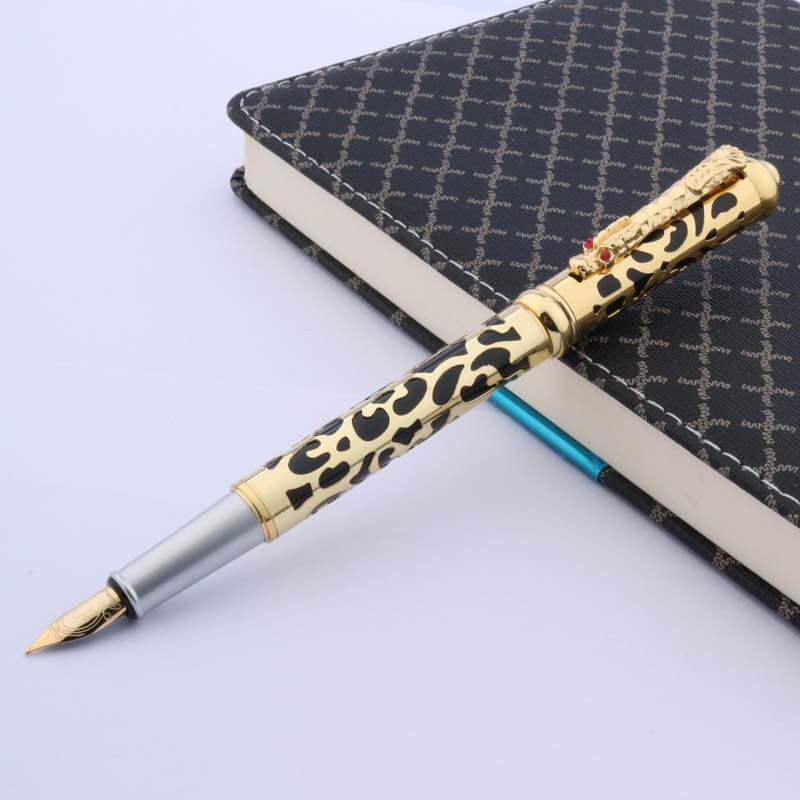 fountain pen, writing with a fountain pen, refillable fountain pens, pen with ink, pen store, nib pen, ink pen, fountain pens for sale, fountain pen shop, calligraphy, best pens