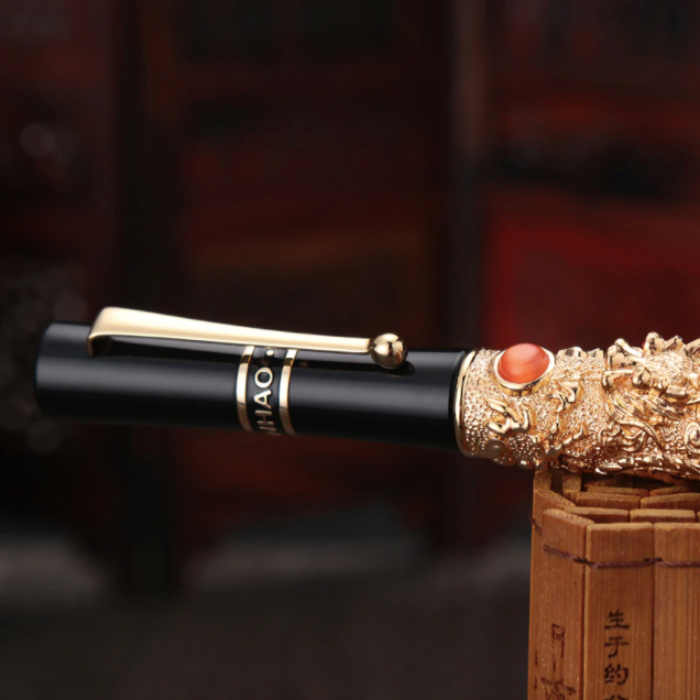 fountain pen, writing with a fountain pen, refillable fountain pens, pen with ink, pen store, nib pen, ink pen, fountain pens for sale, fountain pen shop, calligraphy, best pens