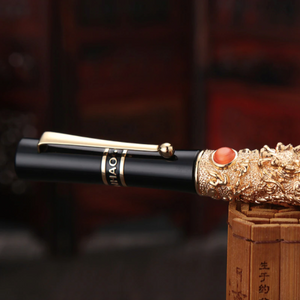 fountain pen, writing with a fountain pen, refillable fountain pens, pen with ink, pen store, nib pen, ink pen, fountain pens for sale, fountain pen shop, calligraphy, best pens