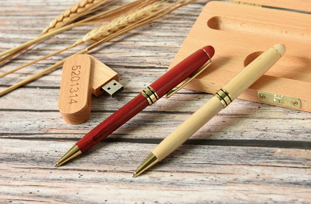 fountain pen, writing with a fountain pen, refillable fountain pens, pen with ink, pen store, nib pen, ink pen, fountain pens for sale, fountain pen shop, calligraphy, best pens
