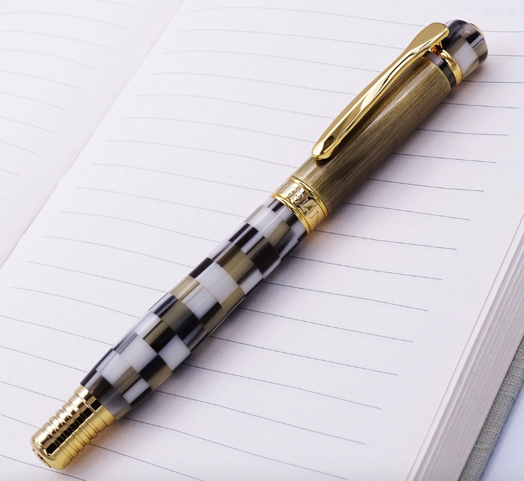 fountain pen, writing with a fountain pen, refillable fountain pens, pen with ink, pen store, nib pen, ink pen, fountain pens for sale, fountain pen shop, calligraphy, best pens