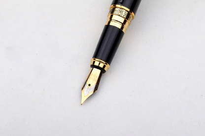 fountain pen, writing with a fountain pen, refillable fountain pens, pen with ink, pen store, nib pen, ink pen, fountain pens for sale, fountain pen shop, calligraphy, best pens