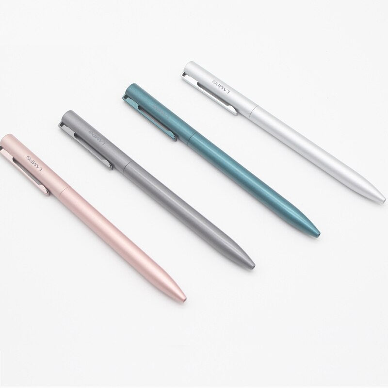 fountain pen, writing with a fountain pen, refillable fountain pens, pen with ink, pen store, nib pen, ink pen, fountain pens for sale, fountain pen shop, calligraphy, best pens