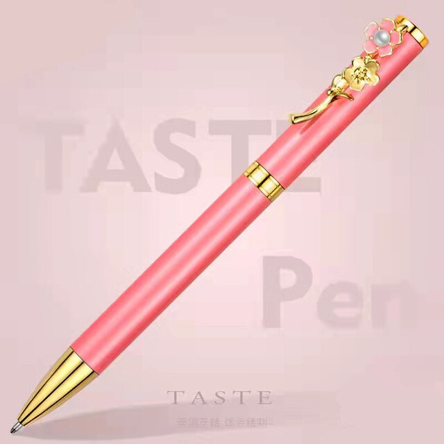 fountain pen, writing with a fountain pen, refillable fountain pens, pen with ink, pen store, nib pen, ink pen, fountain pens for sale, fountain pen shop, calligraphy, best pens