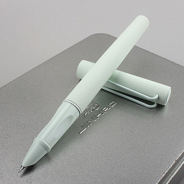 fountain pen, writing with a fountain pen, refillable fountain pens, pen with ink, pen store, nib pen, ink pen, fountain pens for sale, fountain pen shop, calligraphy, best pens
