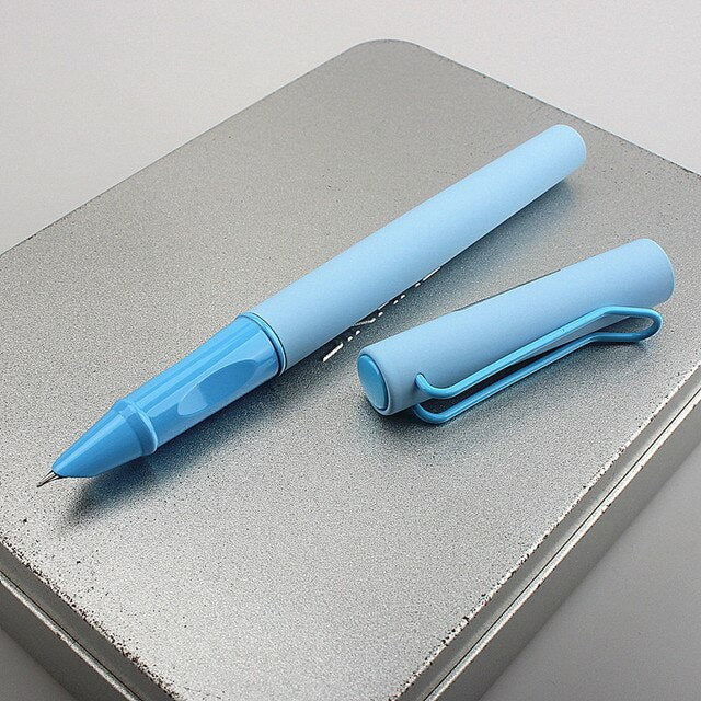 fountain pen, writing with a fountain pen, refillable fountain pens, pen with ink, pen store, nib pen, ink pen, fountain pens for sale, fountain pen shop, calligraphy, best pens