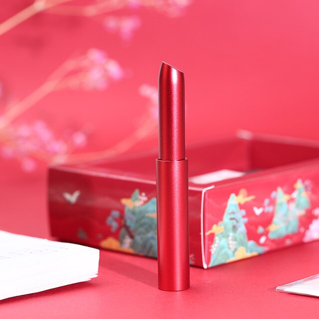 fountain pen, writing with a fountain pen, refillable fountain pens, pen with ink, pen store, nib pen, ink pen, fountain pens for sale, fountain pen shop, calligraphy, best pens