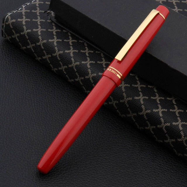 fountain pen, writing with a fountain pen, refillable fountain pens, pen with ink, pen store, nib pen, ink pen, fountain pens for sale, fountain pen shop, calligraphy, best pens