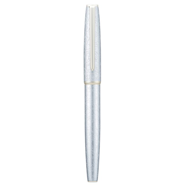 fountain pen, writing with a fountain pen, refillable fountain pens, pen with ink, pen store, nib pen, ink pen, fountain pens for sale, fountain pen shop, calligraphy, best pens